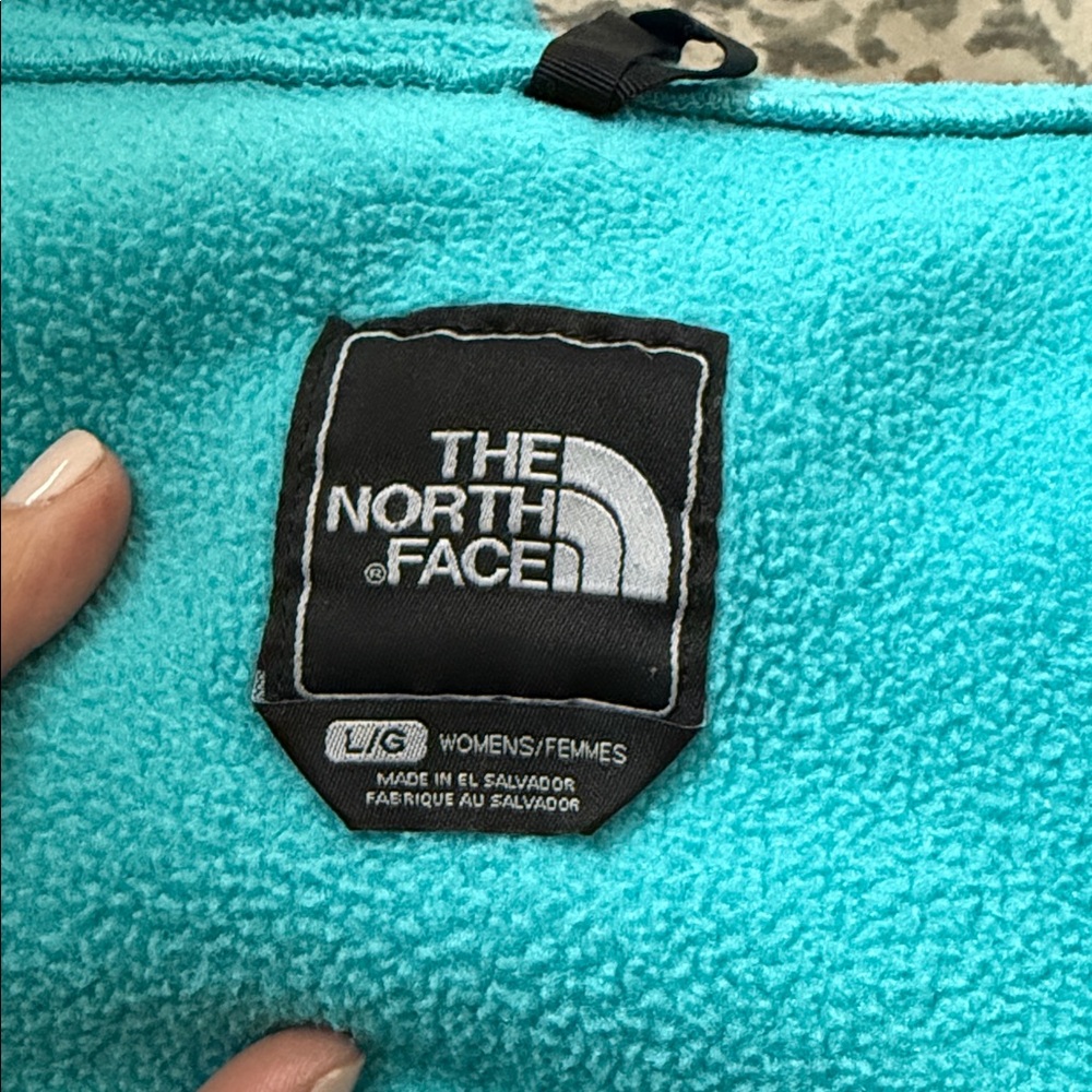 The North Face Purple and Teal Jacket - Picture 10 of 11